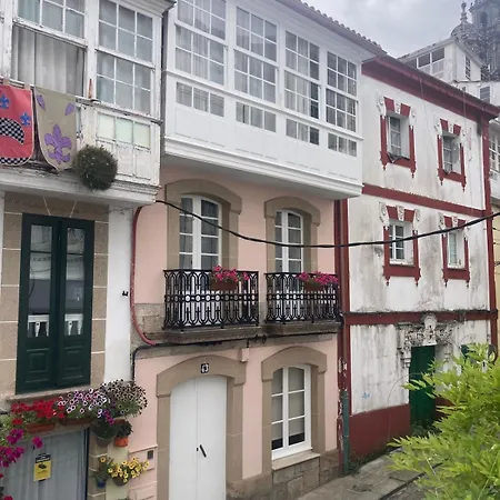 Casa Historica De Piedra En El Camino De Santiago Дом отдыха Пуэнтедеуме